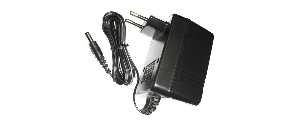 L'adaptateur 1000mA Dart Carromco